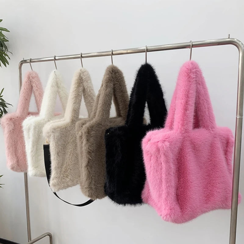 Sac Fourrure Grand Fluffy Étreinte Luxe – Image 3