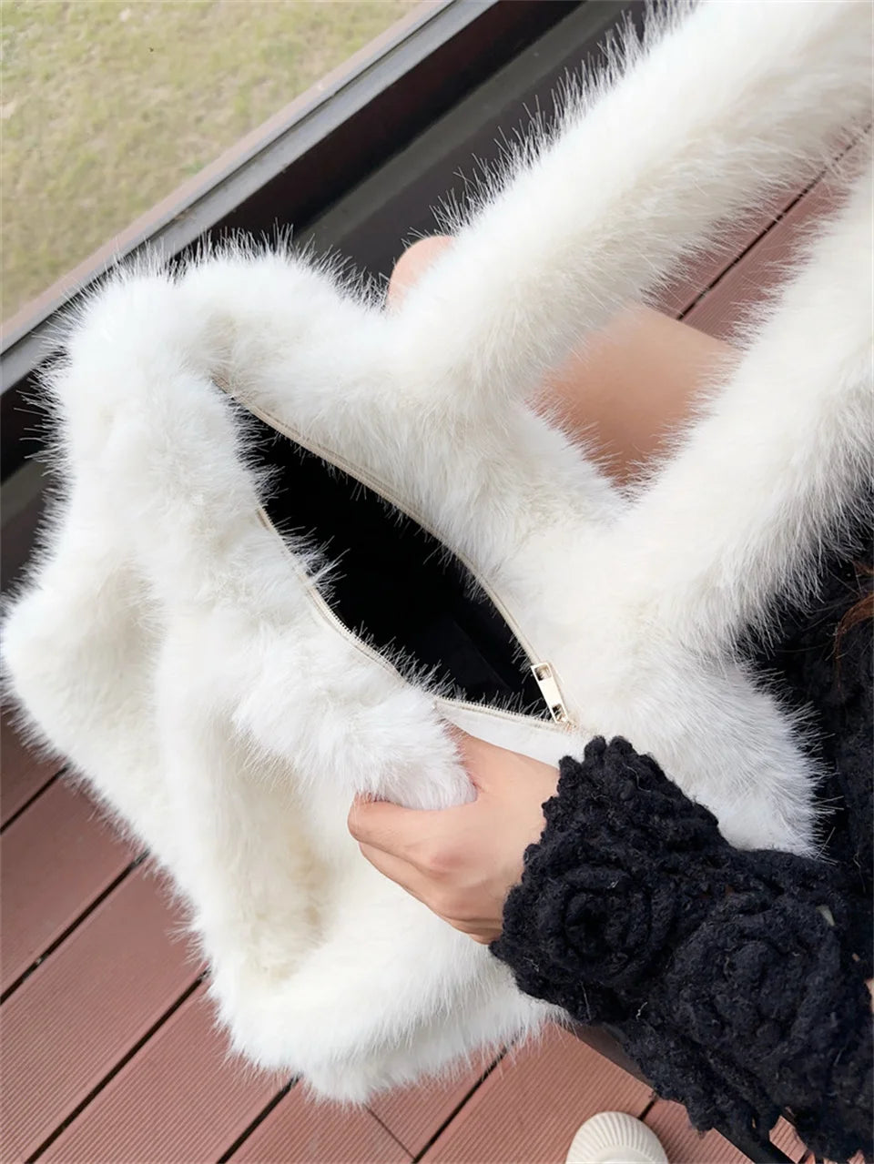 Sac Fourrure Grand Fluffy Étreinte Luxe – Image 26