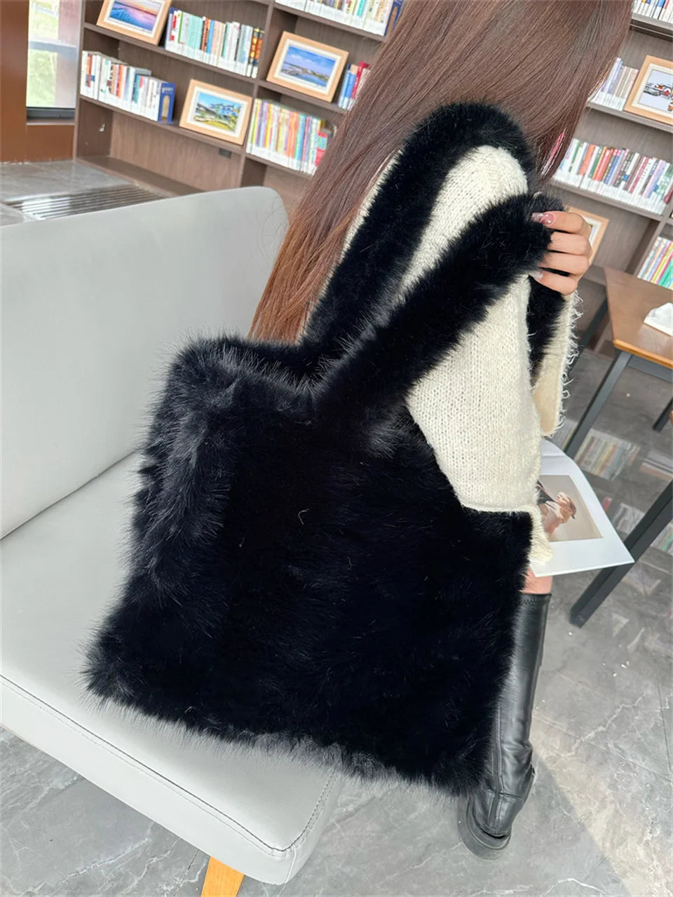 Sac Fourrure Grand Fluffy Étreinte Luxe – Image 36