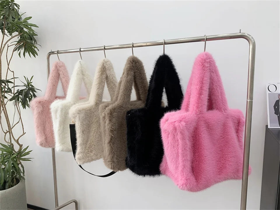 Sac Fourrure Grand Fluffy Étreinte Luxe – Image 7