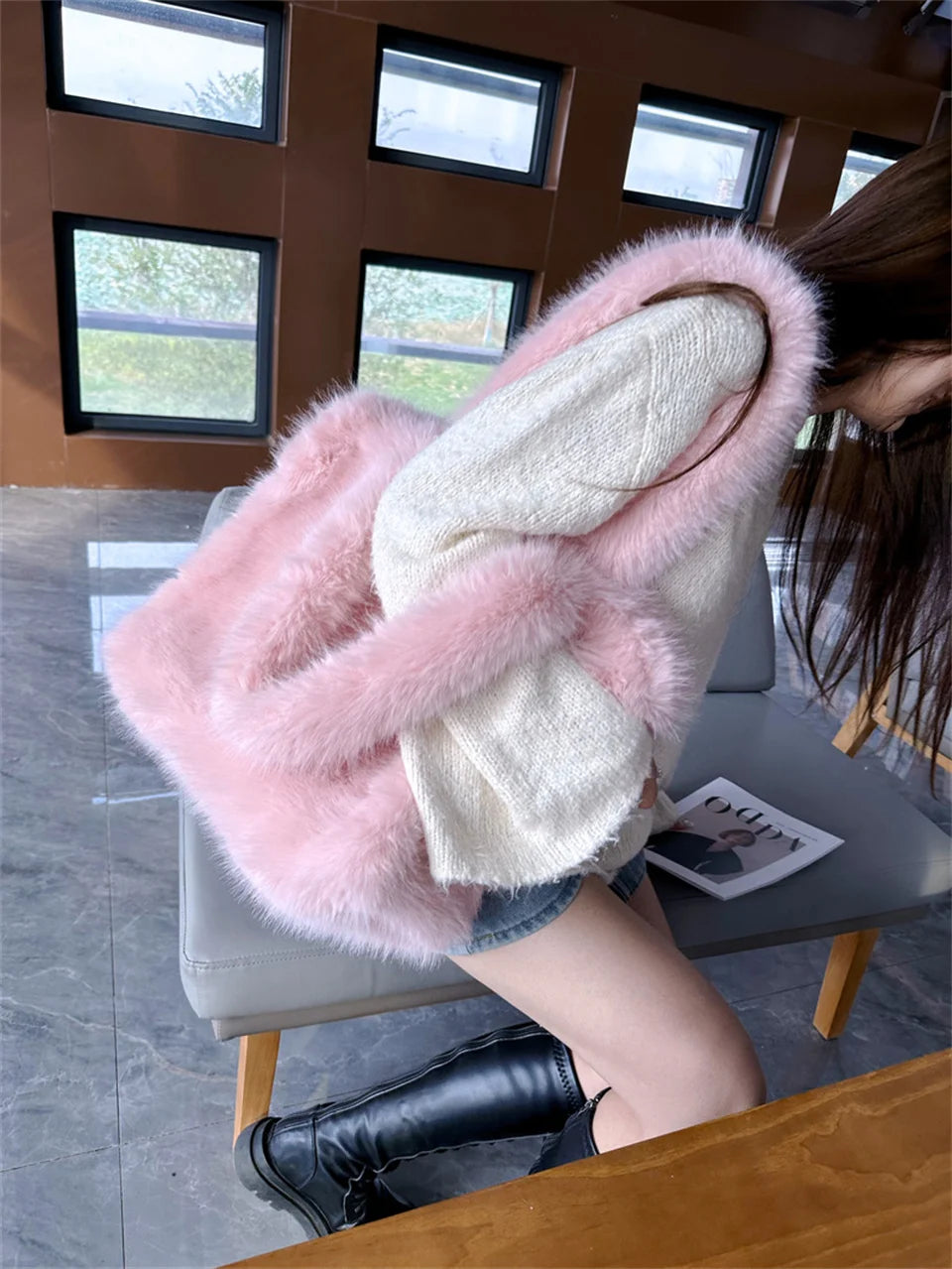 Sac Fourrure Grand Fluffy Étreinte Luxe – Image 11