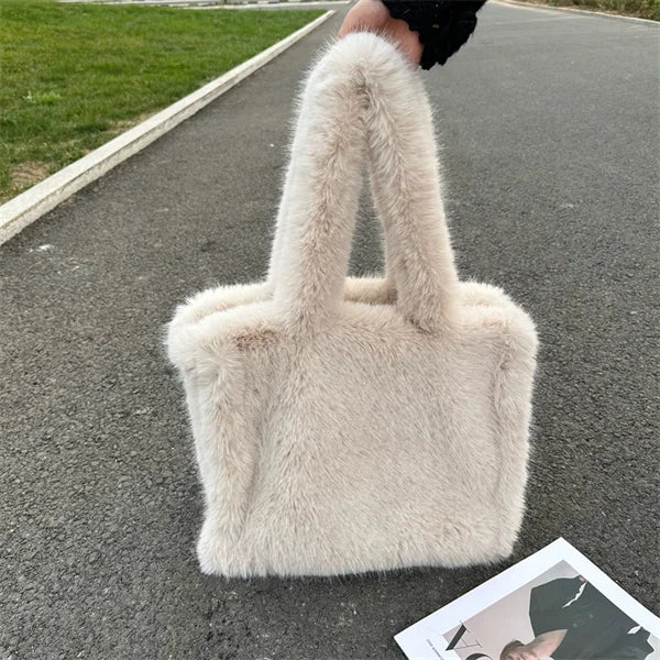 Sac Fourrure Grand Fluffy Étreinte Luxe – Image 45