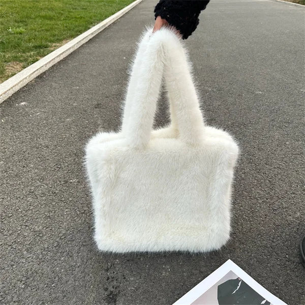 Sac Fourrure Grand Fluffy Étreinte Luxe – Image 46