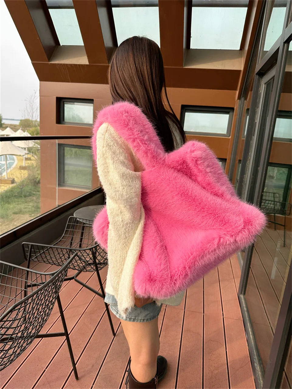 Sac Fourrure Grand Fluffy Étreinte Luxe – Image 19